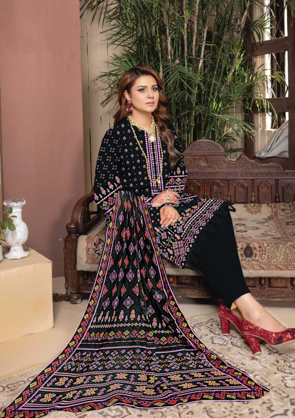 Anabiya Noor Lawn collection with Vail Dupata 90